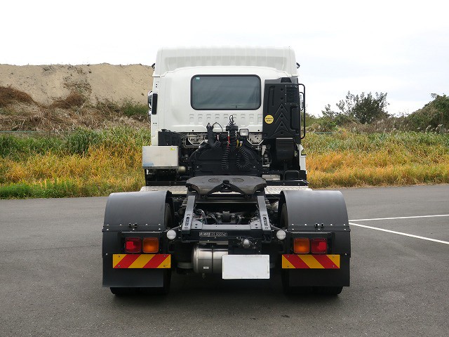 トラクタヘッドいすゞギガ令和1年式 いすゞギガ トラクタヘッド 第五輪荷重11.5t 後輪エアサス ハイルーフ アルミホイール 420馬力