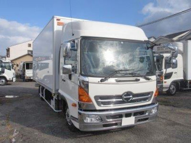 中古トラック 日野冷蔵冷凍車 ＃2