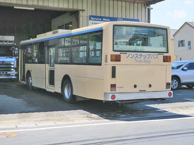 日産UD大型バス ＃4