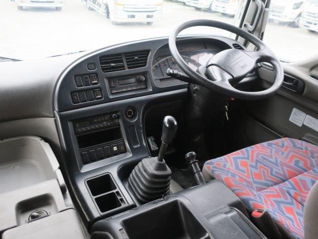 中古トラック いすゞ粉粒体運搬車 ＃13