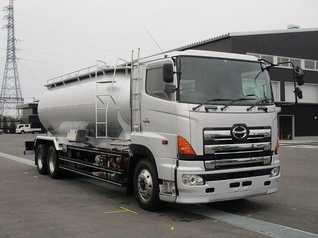 中古トラック 日野粉粒体運搬車 ＃2