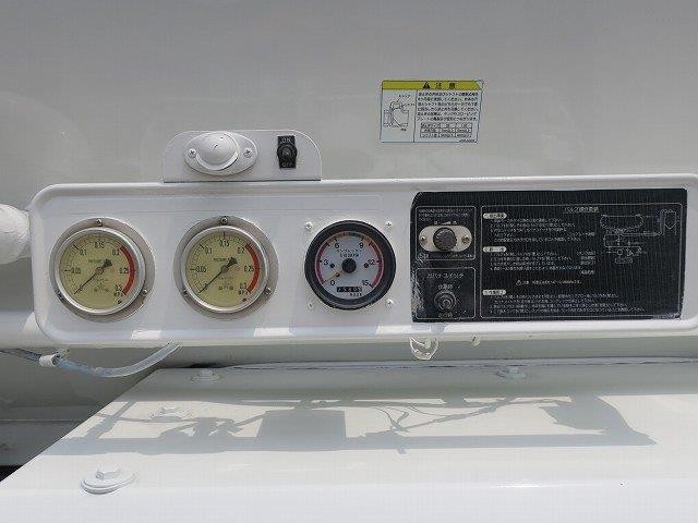 中古トラック UDトラックス粉粒体運搬車 ＃8