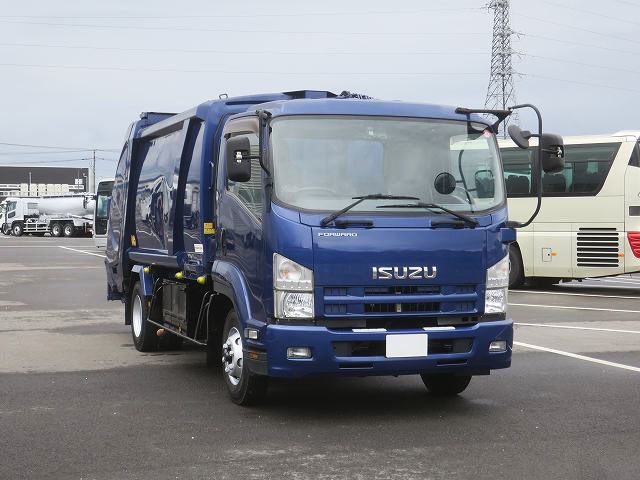 中古トラック いすゞパッカー車 ＃2