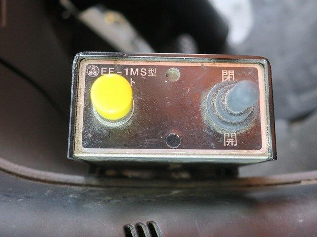 中古トラック いすゞコンクリートミキサー車 ＃18