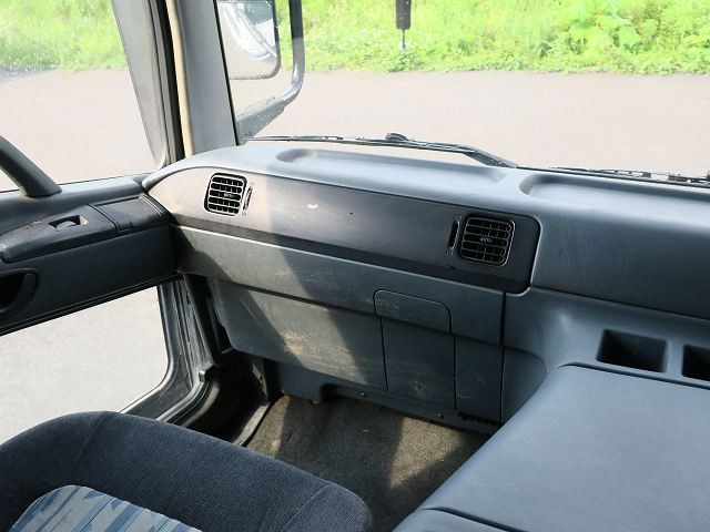 中古トラック 三菱ふそう粉粒体運搬車 ＃13