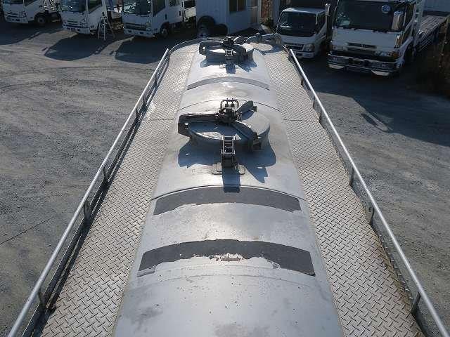 中古トラック 日野 プロフィア 22トン粉粒体運搬車 ＃7