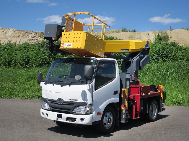 高所作業車 – トラックランドNEWS