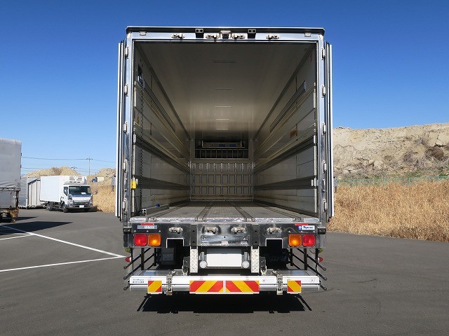 UDトラックス、クオン、冷凍バン、QPG-CD5ZA・中古トラックの販売・買取【トラックランド】|全国陸送対応