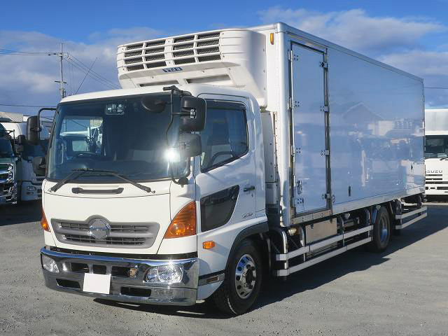 [Vehicle for lease only] 2015 Hino Ranger medium-sized refrigerated van with storage PG, DENSO -30 degree setting, left side door, rear air suspension, aluminum wheels