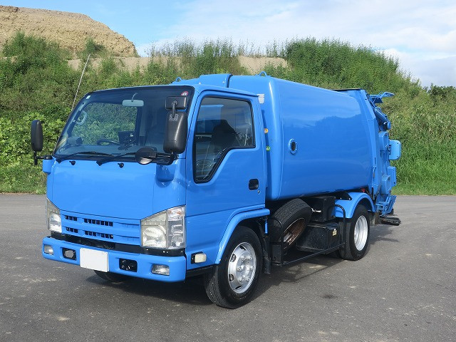 [Vehicles for lease only] 2011 Isuzu Elf compact packer (garbage truck) load capacity 3.4t Far East made press type capacity 6.1m3 150hp [Semi-medium license compatible *Excluding 5t limited]