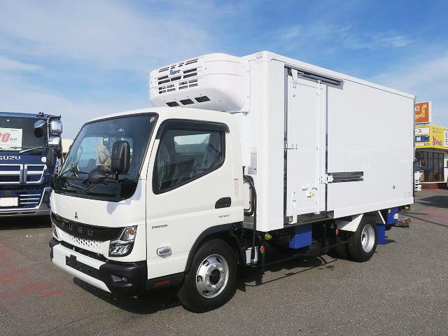 Mitsubishi Fuso Canter 2024 Model 3t Refrigerated Van Wide Long Storage PG Topre -30 degree setting Standby Left sliding door 2-stage lashing rail 2 pedals 150 horsepower [Semi-medium-sized license compatible *Excluding 5t limited]