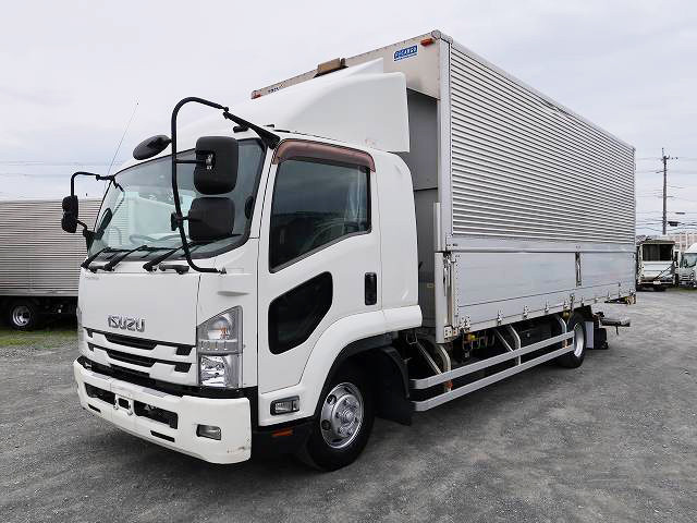 2015 Isuzu Forward, medium-sized aluminum wing, 6200 wide, retractable PG, 240 horsepower 