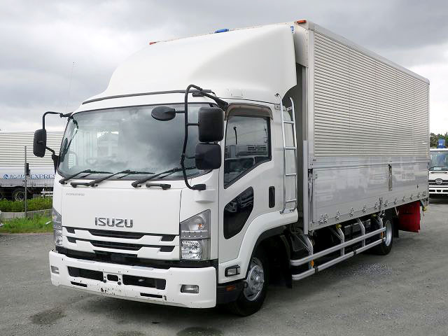 [Lease vehicle] 2018 Isuzu Forward, medium-sized aluminum wing, 6200 wide, 240 horsepower 