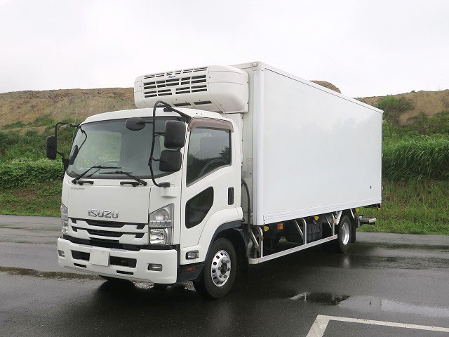 2015 Isuzu Forward Medium-sized refrigerated van 6200 standard storage PG Topre -30 degree setting Cooling curtain included Aluminum wheels