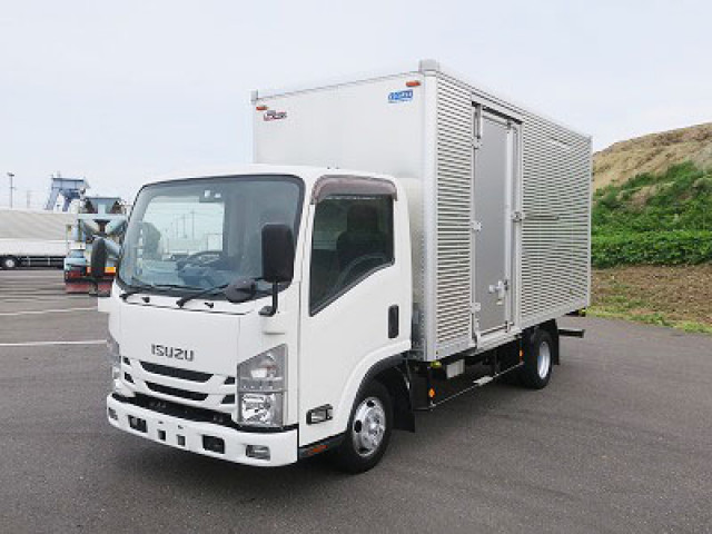 Reiwa 1 model Isuzu Elf 2t aluminum van, standard long, cargo bed height 215cm, left sliding door, full low floor, 2 pedals, 2-stage lashing rail, 150 horsepower [Semi-medium-sized (5t limited) license compatible *Old regular license OK]