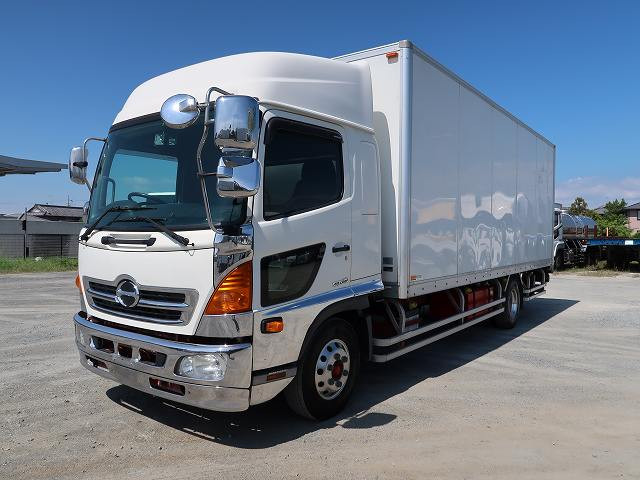 2013 Hino Ranger Medium Aluminum Van 6200 Standard Combination Gate High Roof Aluminum Wheels