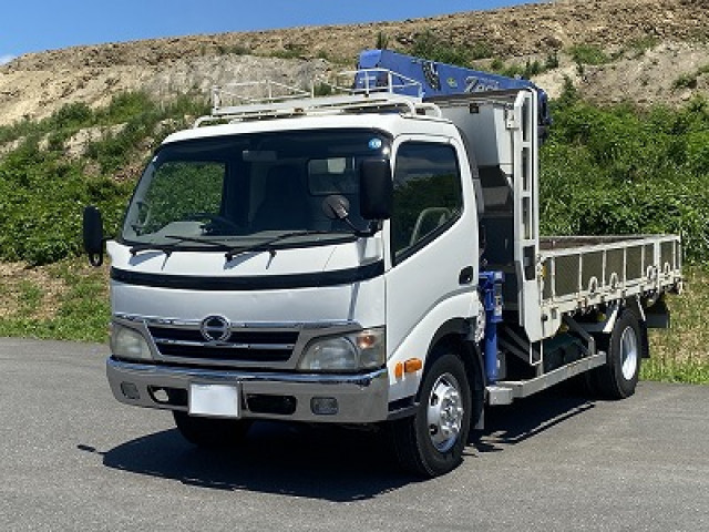 【リース専用車両】平成22年式 日野 デュトロ 小型クレーン付平ボディ 積載3.2t タダノ4段ブーム 2.93t吊 【準中型免許対応 ※5t限定を除く】