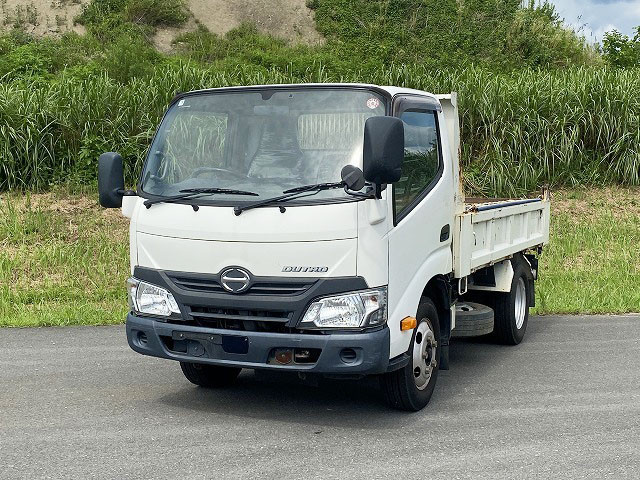 [Vehicles for lease only] 2017 Hino Dutro 3t dump truck, made by Kyokuto, manual cobo lane, 150 horsepower [medium-sized license required *excluding 5t limited]