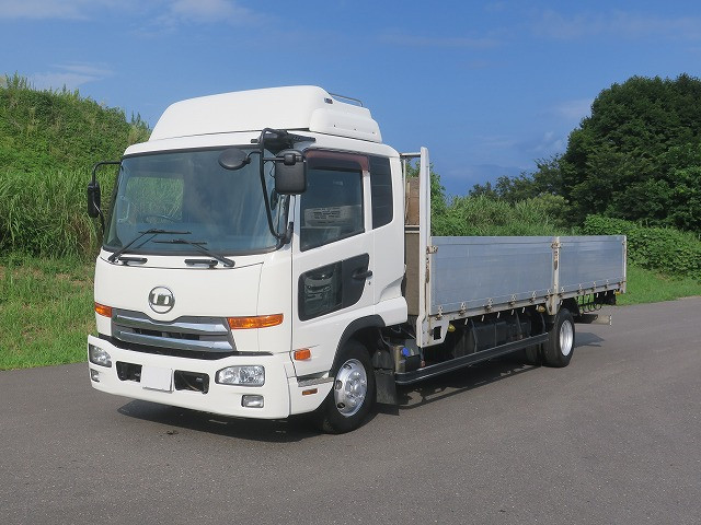 [Vehicles for lease only] 2013 model UD Trucks Condor medium-sized flatbed aluminum block 6200 standard 