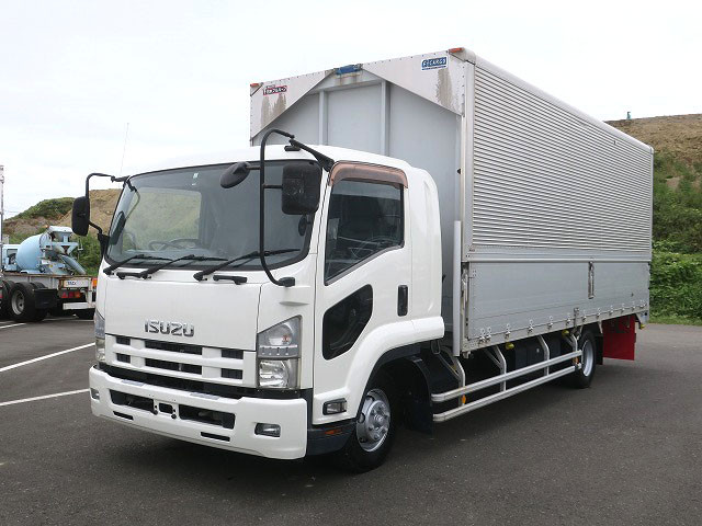 2013 Isuzu Forward Medium-sized Aluminum Wing 6200 Wide *Approximately 190,000km on the meter*