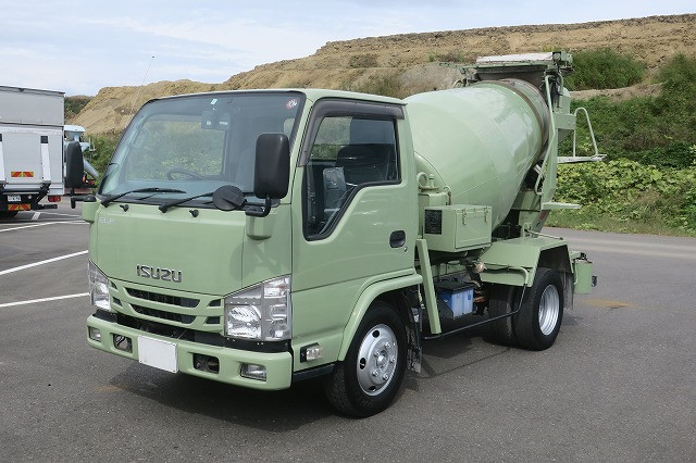 [Vehicles for lease only] 2016 model Isuzu Elf 3t concrete mixer truck, Kayaba, drum capacity 2.5m3 