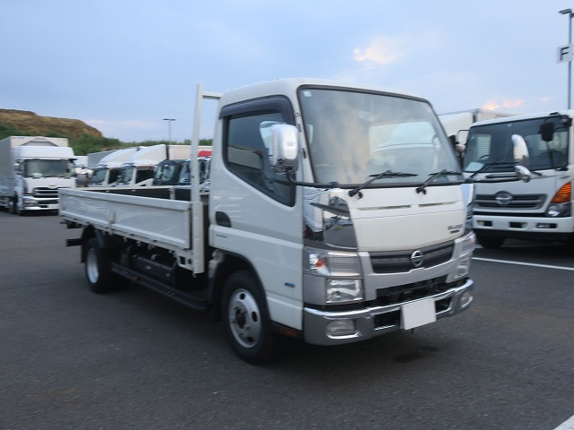 中古トラック 日産平ボディ ＃2