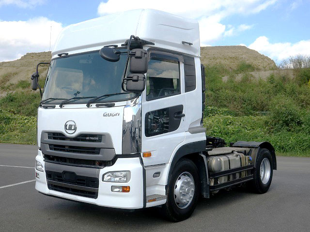 2017 UD Trucks Quon Tractor Head 5th Wheel Load 11.5t 450HP High Roof *Approximately 550,000km on the meter*