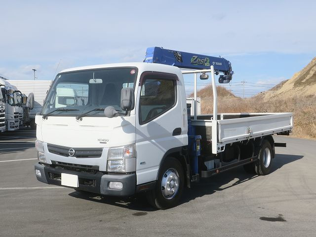 中古トラック 日産クレーン付平ボディ