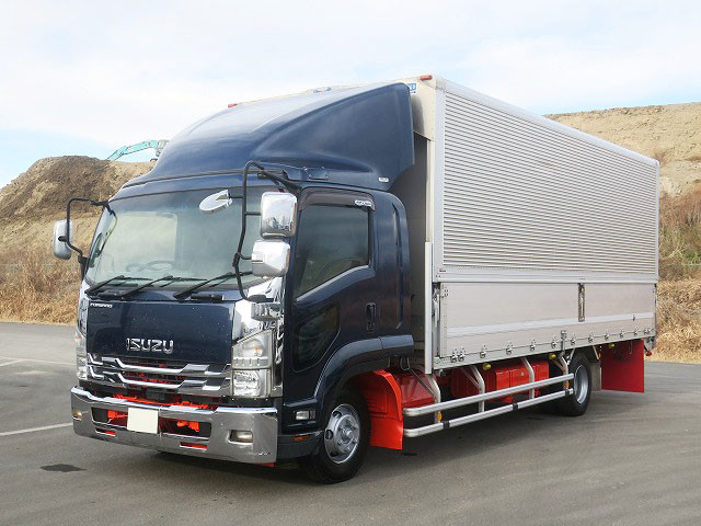 2017 Isuzu Forward Medium-sized Aluminum Wing 6200 Wide 