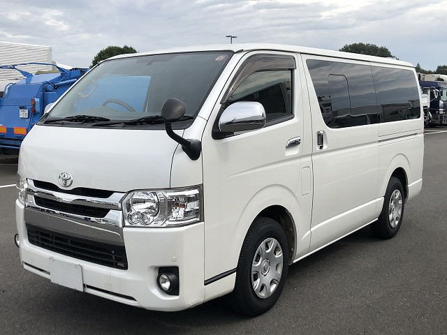 トヨタ　ワンボックス／商用車・乗用車