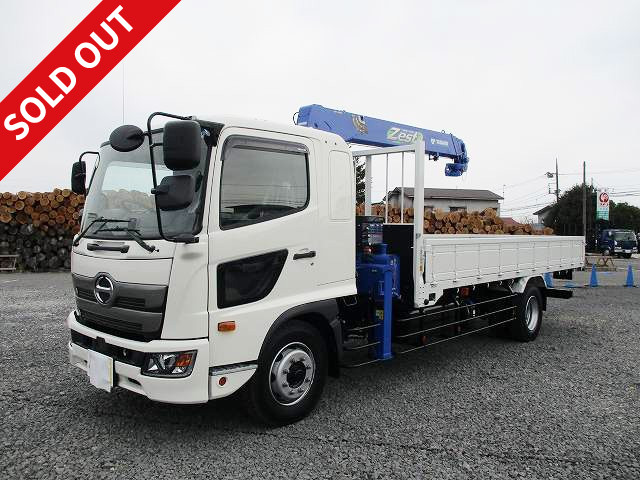 2019 model Hino Ranger, extra-ton, flatbed with crane, Tadano 4-stage boom, inner dimensions 5500mm, 240 horsepower, 2.93t lifting capacity, hook-in and radio control included