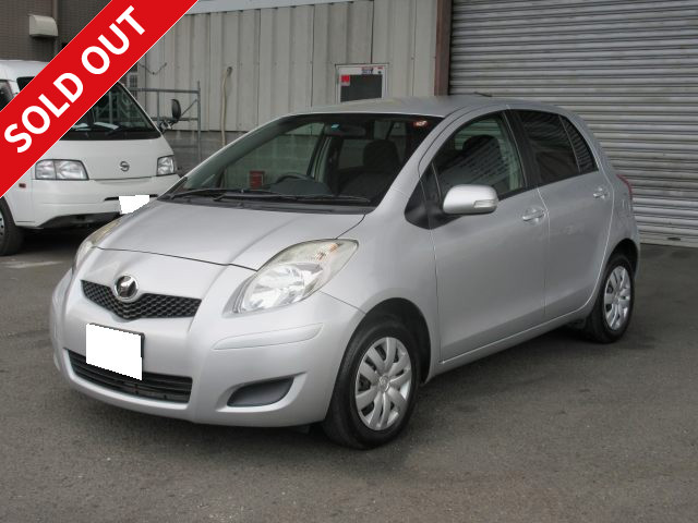 2010 Toyota Vitz (Grade F) Silver