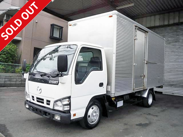 2005 model! Mazda Titan 2t long aluminum van with side doors on both sides