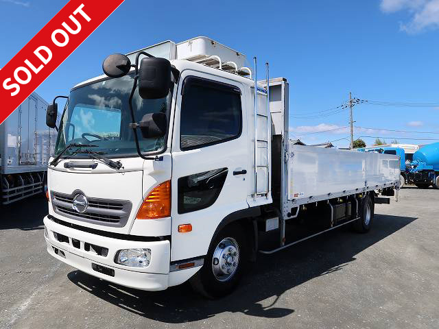 2016 Hino Ranger, medium-sized flatbed aluminum block, 3-way opening, 6200 wide, 240 horsepower, 360,000km on meter, vehicle inspection valid until May 2014,