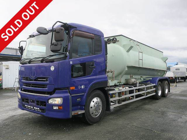 2010 UD Trucks Quon Large High-floor 3-axle Tanker with Rear Air Suspension