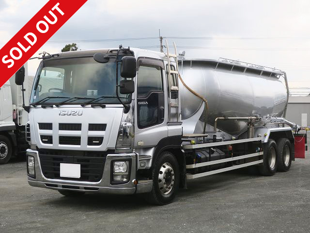 2011 Isuzu Giga 25 ton powder transport vehicle 2 differentials Bulk cement Drum capacity 14.1m3 Aluminum wheels *Inspection valid until April 2014*