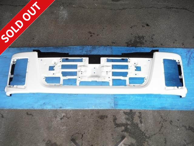  Isuzu Genuine Parts H26 Large GIGA Front Bumper White