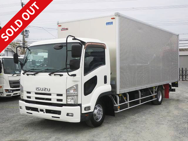 2014 Isuzu Forward Medium Aluminum Van 6200 Wide Combination Gate *Approximately 440,000km on the odometer! *