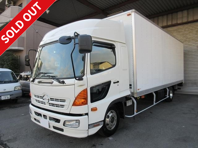 2011 model! Hino Ranger aluminum van with lift-up gearbox! 6700 body