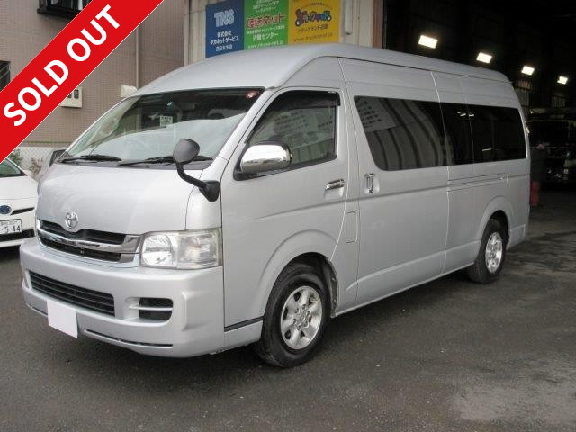 2010 Toyota Hiace Wagon Grand Cabin 10-seater with navigation and ETC Gasoline vehicle MOT included