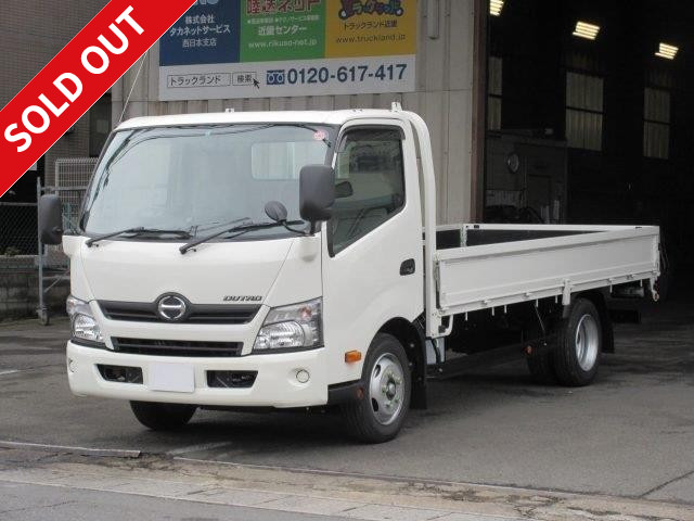 2016 Hino Dutro, flatbed, wide width, new driver's license OK! Unused car available for lease and rental!