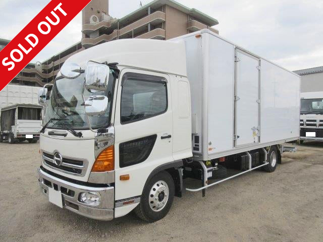 2017 model Hino Ranger medium-sized refrigerated van, rear air suspension, with storage PG, high roof (-25 degree setting), wide cab, 240 horsepower, aluminum wheels