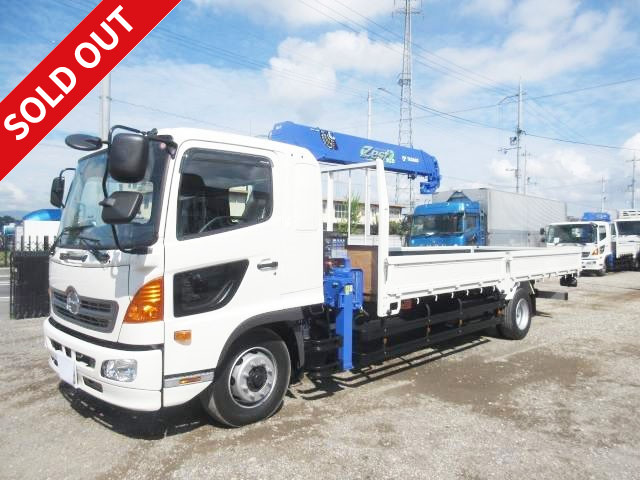 2016 Hino Ranger with extra-ton crane, wooden body, Tadano 5-stage crane, hook-in 2.93t lifting, ETC and bed included