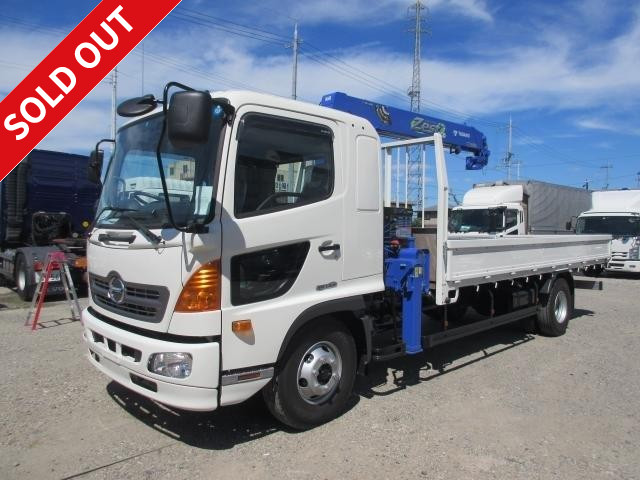 2016 Hino Ranger, wooden body with crane, 4-stage hook-in, standard width, radio control included