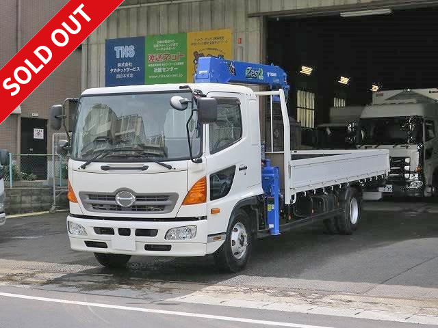 2016 Hino Ranger, wooden body with crane, 4-stage hook-in, standard width, radio control included