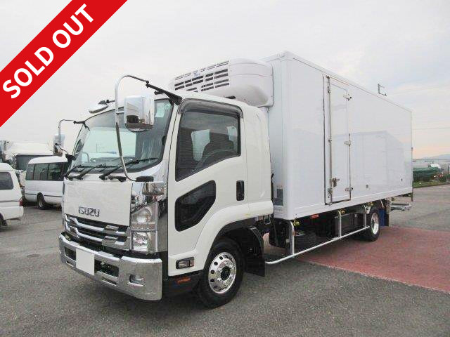 2016 Isuzu Forward Medium-sized Refrigerated Van 6200 Wide with Storage PG, 2-layer, Topure -30°C, Side Door, Cooling Curtain Included!