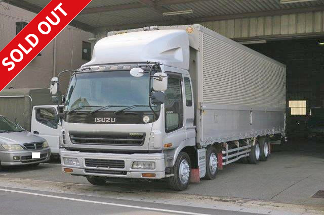 2002 Isuzu Giga, large aluminum wing, low-floor 4-axle, 13.3t load capacity, 700,000km on the clock!! Retarder, with rear-view camera