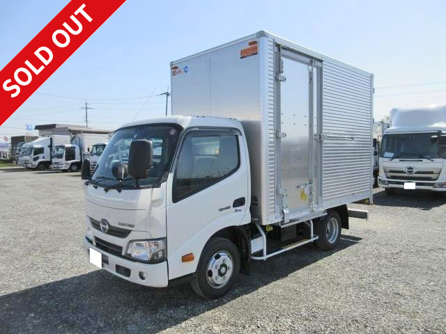 2018 Hino Dutro small aluminum van, standard 10-foot short, full low floor, total weight less than 5t, semi-medium-sized (compatible with old regular driver's license)