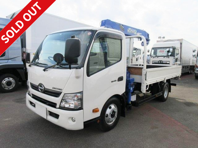 2017 Hino Dutro with crane, wide long, 3t load capacity, Tadano 4-stage, hook-in 2.63t lifting, radio-controlled 