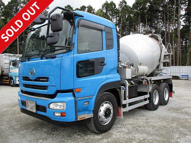 2014 UD Trucks Quon Large concrete mixer truck 2 differentials Kayaba Industrial drum capacity 8.3m3 Manual hopper 350 horsepower ★Approximately 143,000km on the meter! ★